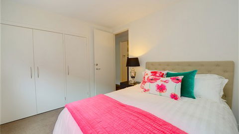 Newington Lake House - Accommodation Brisbane 1