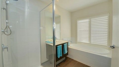 Newington Lake House - Accommodation Brisbane 6