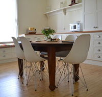20 Hill Avenue - Accommodation Brisbane