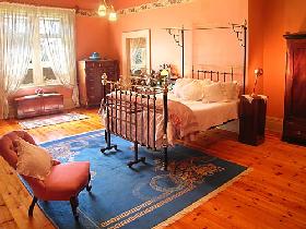 Buxton Manor - George Lowe Esquire Apartment - Accommodation Brisbane 3