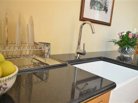 St Marks Church Apartment - Accommodation Brisbane 1