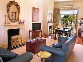 The Fire Station Inn - Residency Penthouse - Accommodation Brisbane 0
