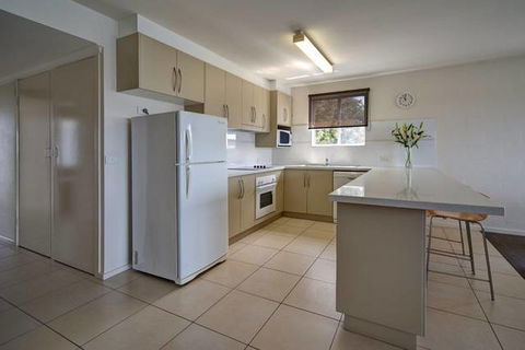 Albacore Apartments - Accommodation Brisbane 3