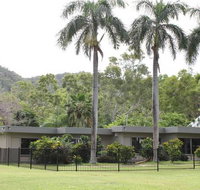 Arcadia Village Motel - Accommodation Brisbane