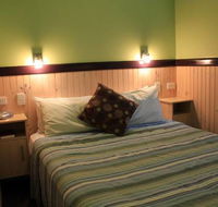 Aussie Outback Oasis Cabin  Van Village - Accommodation Brisbane