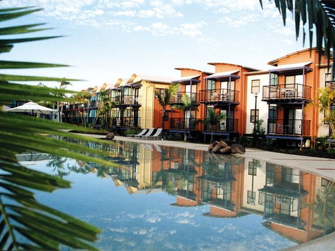 Australis Noosa Lakes - Accommodation Brisbane 1