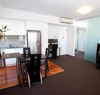 B7 Honeysuckle Apartments - Accommodation Brisbane