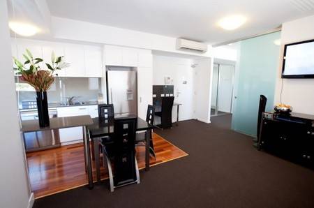 B7 Honeysuckle Apartments - Accommodation Brisbane 0
