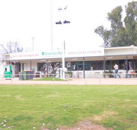 Boundary Bend General Store and Caravan Park Murray River - Accommodation Brisbane