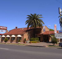 Burke  Wills Motor Inn