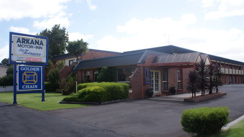 Arkana Motor Inn & Terrace Apartments - Accommodation Brisbane 3