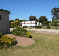 Cummins Community Caravan Park - Accommodation Brisbane