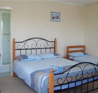 Beale's BedFish  Breakfast - Accommodation Brisbane