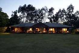 Lazy River Boutique Bed And Breakfast - Accommodation Brisbane 2