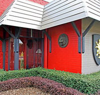 New England Motor Lodge - Accommodation Brisbane