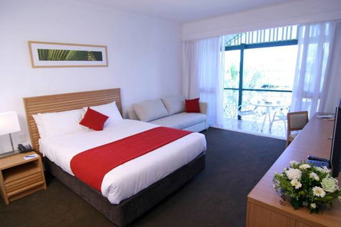Novotel Twin Waters Resort Sunshine Coast - Accommodation Brisbane 9