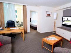 Radisson Hotel & Suites Sydney - Accommodation Brisbane 3