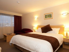 BEST WESTERN Balmoral Motor Inn - Accommodation Brisbane 1