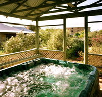 Rock of Ages Cottage BB - Accommodation Brisbane
