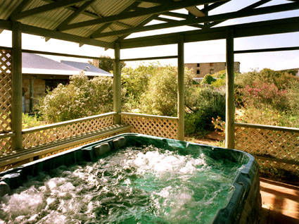 Rock Of Ages Cottage B&B - Accommodation Brisbane 0