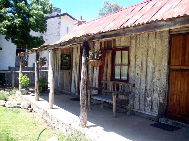 Cook ACT Accommodation Brisbane