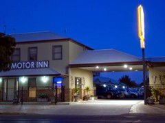 Saltbush Motor Inn - Accommodation Brisbane 3