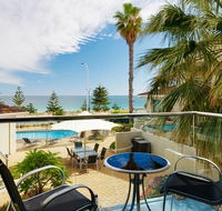 Seashells Scarborough - Accommodation Brisbane