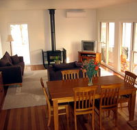 Strath Valley View B and B - Accommodation Brisbane