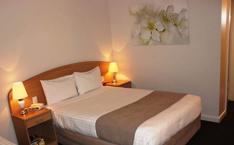 Sunshine Motor Inn - Accommodation Brisbane 1