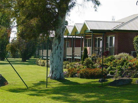 Tenterfield Golf Club And Fairways Lodge - Accommodation Brisbane 2