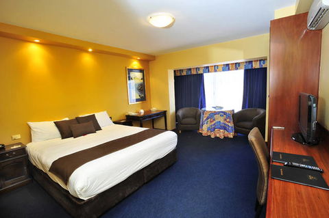 The Clifton Motel And Grittleton Lodge - Accommodation Brisbane 0
