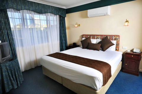 The Clifton Motel And Grittleton Lodge - Accommodation Brisbane 5