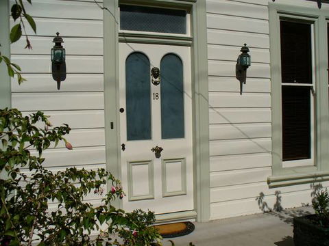 TRC House - Accommodation Brisbane 1