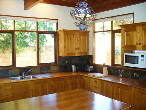 TRC House - Accommodation Brisbane 2