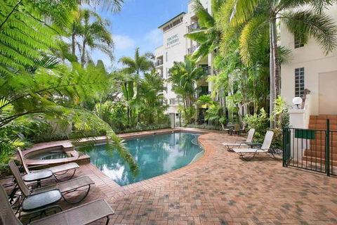 Tropic Towers Apartments - Accommodation Brisbane 6