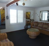 Sails Beach House Apartment Pottsville - Accommodation Brisbane