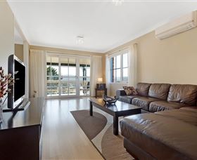 The Beach Retreat Eden - Accommodation Brisbane 0