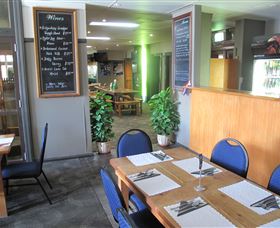 The Commercial Hotel Tumut - Accommodation Brisbane 2