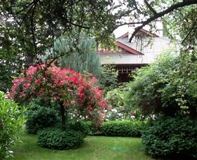 Allan Court Gardens Accommodation - Accommodation Brisbane 0