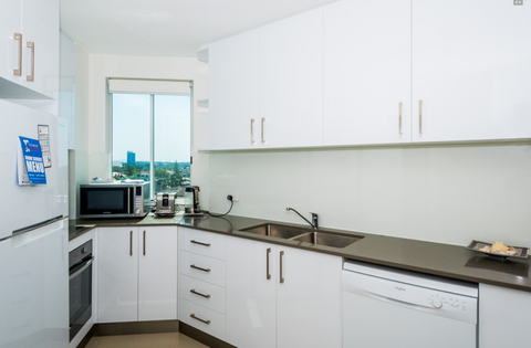 The Emerald Surfers Paradise - Accommodation Brisbane 4