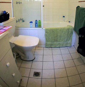 The Palms Backpackers - Accommodation Brisbane 0