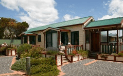 Beach Retreat Tourist Park - Accommodation Brisbane