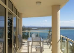 Northpoint Luxury Waterfront Apartments - Accommodation Brisbane 3
