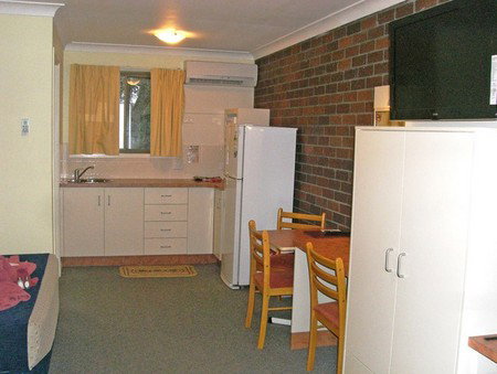 All Seasons Country Lodge - Accommodation Brisbane 4