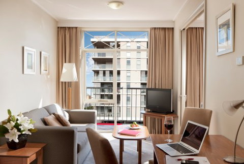 Crowne Plaza Newcastle - Accommodation Brisbane 2