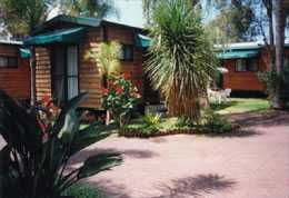 Paradise Park Cabins - Accommodation Brisbane 5