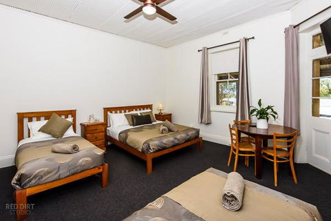 Tibooburra Hotel - Tibooburra - Accommodation Brisbane 2