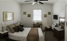 Charlton House - Accommodation Brisbane 4