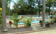 Costa Rica Resort Motel - South - Accommodation Brisbane 3