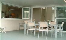 Beached At Currarong - Accommodation Brisbane 3